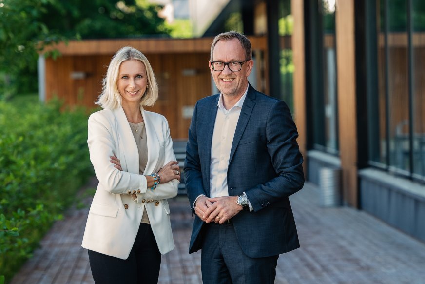 Guro Steine, koncerndirektör hållbarhet, marknad och kommunikation och Kim Robert Lisø, koncernchef  på GK