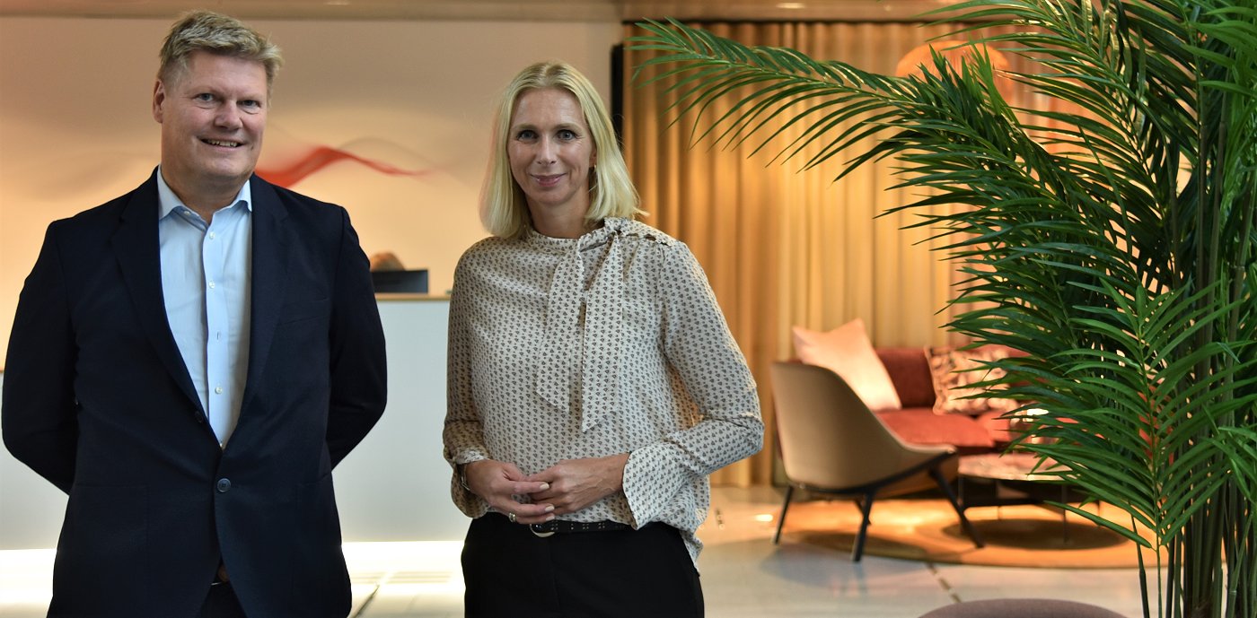 Per Erik Holsten, VD på ABB Norge och Guro Steine, koncerndirektör kommunikation och hållbarhet på GK. Per Erik Holsten, VD på ABB Norge och Guro Steine, koncerndirektör kommunikation och hållbarhet på GK.