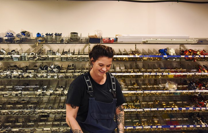 Silje Katrine Høva Johansen är VVS-tekniker på GK Silje Katrine Høva Johansen är VVS-tekniker på GK