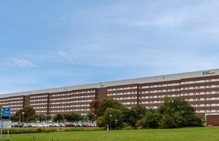 Sjukhusbyggnad tegel.