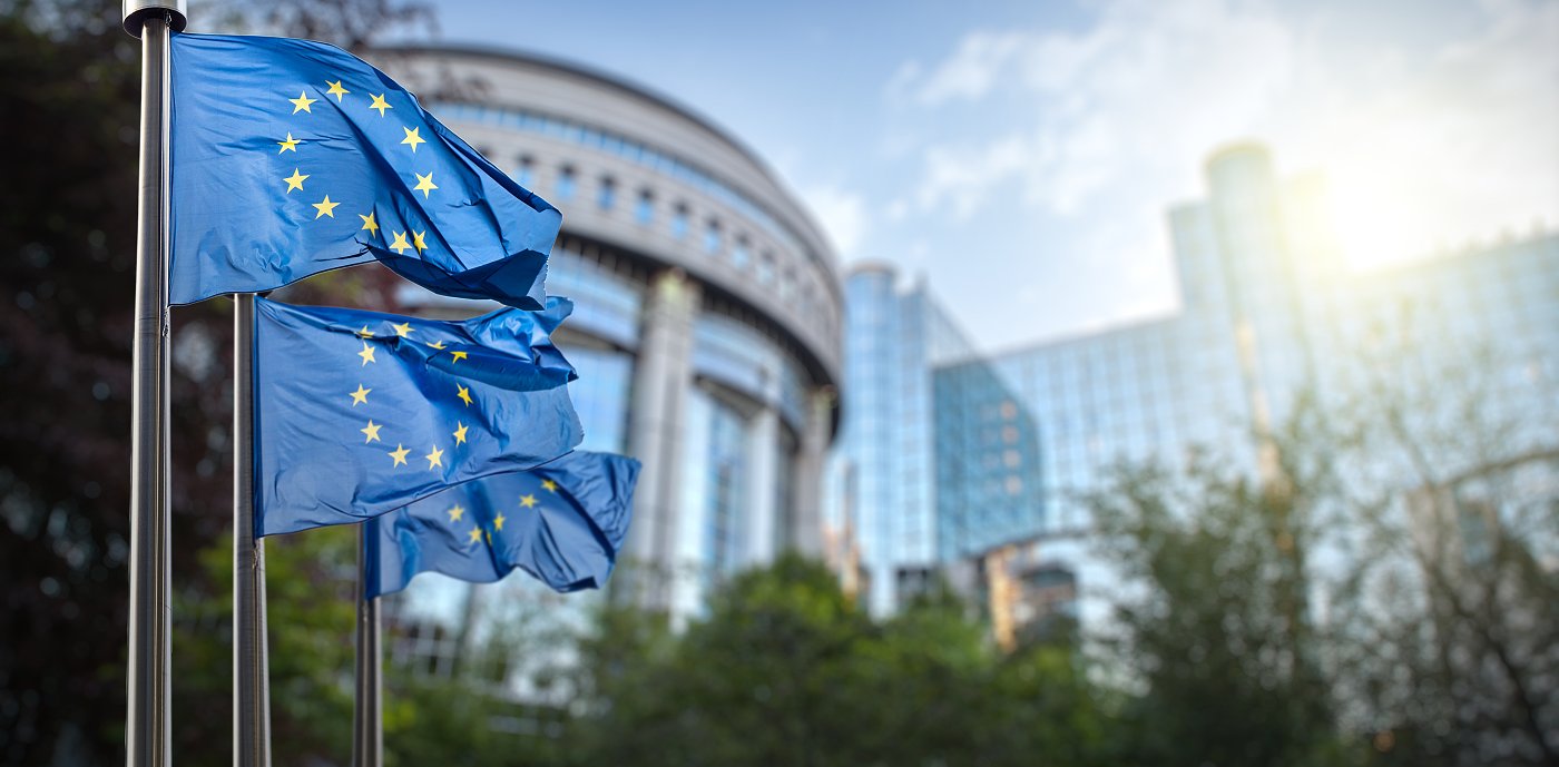 EU diskuterar just nu ett nytt förslag om energieffektivisering av byggnader. EU diskuterar just nu ett nytt förslag om energieffektivisering av byggnader.