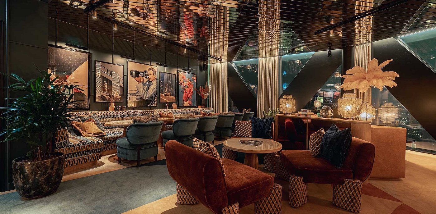 Ett hotell men också tre restauranger, spa, kontor – och en konsertscen. Ett hotell men också tre restauranger, spa, kontor – och en konsertscen.