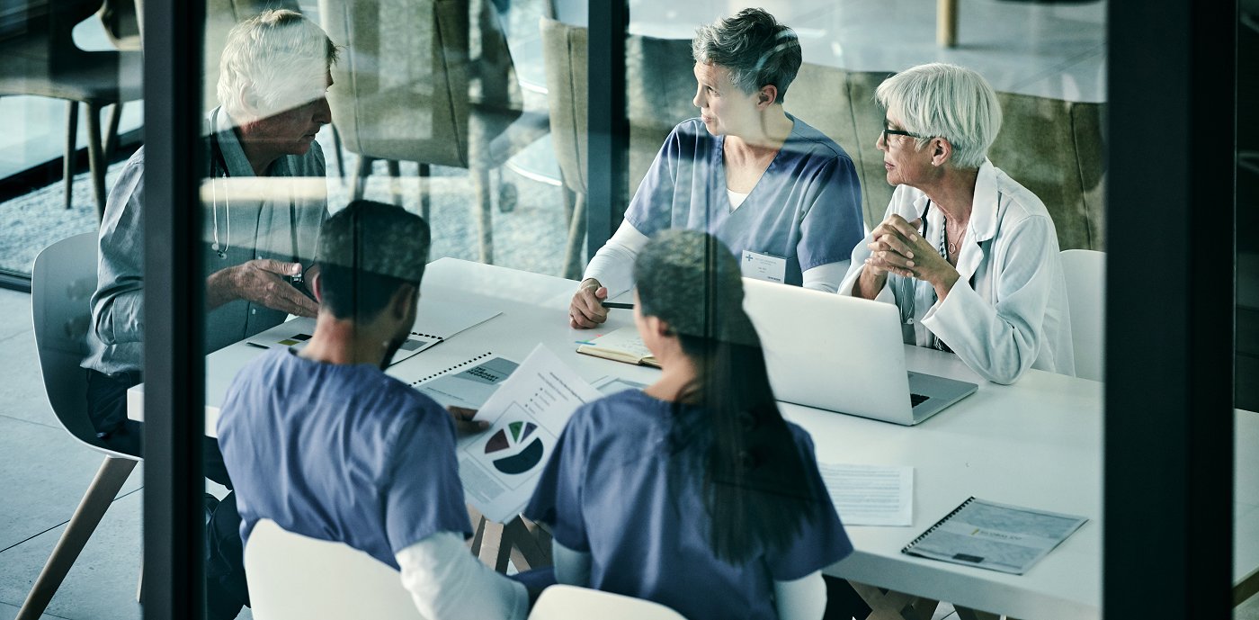 Att husen vi vistas i ska vara bra för vår hälsa är rätt självklart. Vi vet hur befintliga byggnader kan göras mer hälsosamma. Att husen vi vistas i ska vara bra för vår hälsa är rätt självklart. Vi vet hur befintliga byggnader kan göras mer hälsosamma.